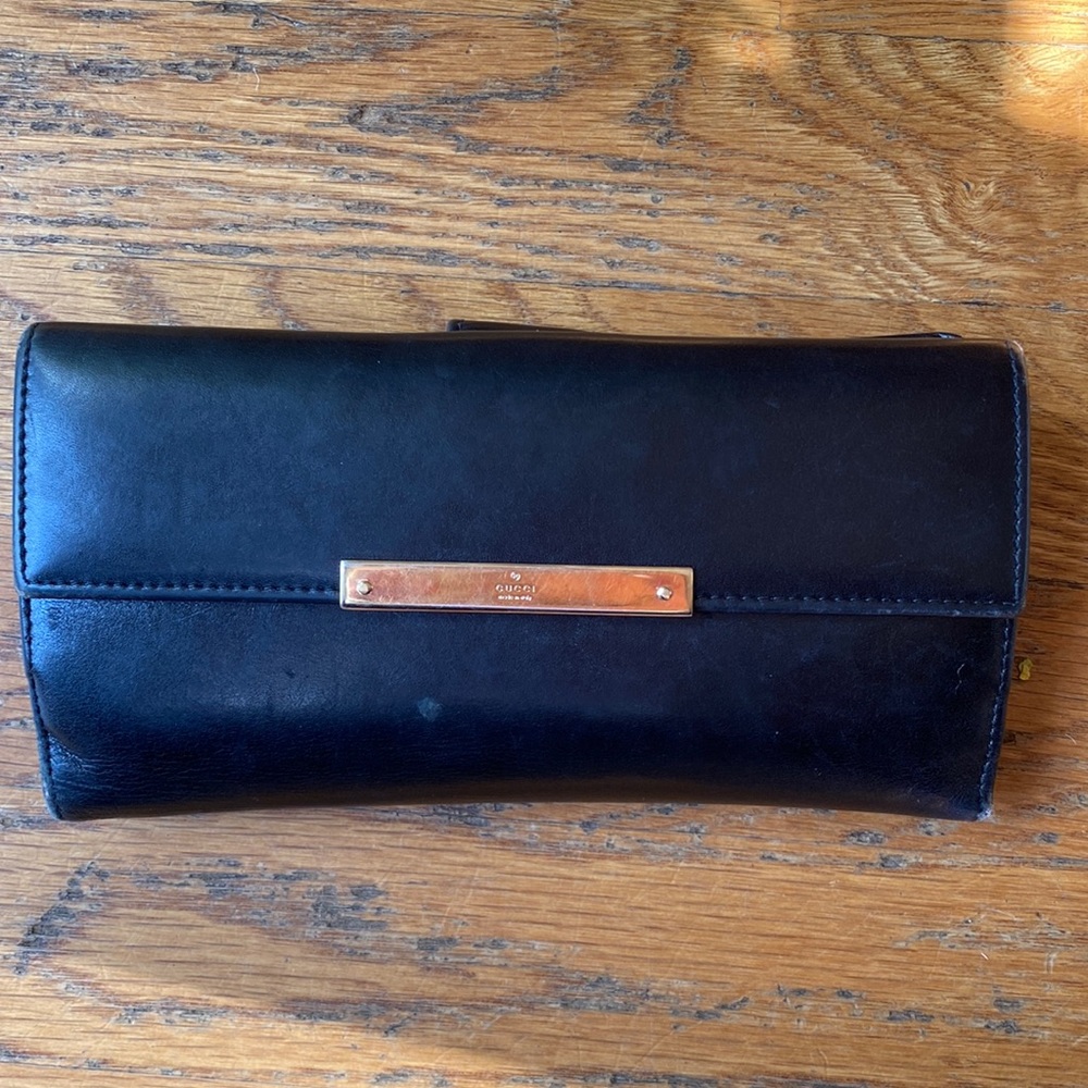 Gucci wallet